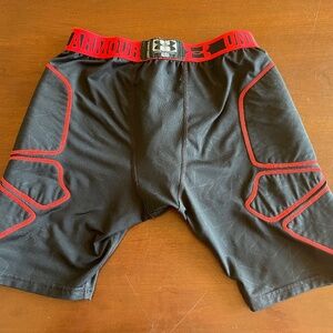 Youth Sliders - Fitted (Under Armour)